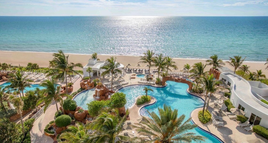 1810 NE 161st St, North Miami Beach FL 33162