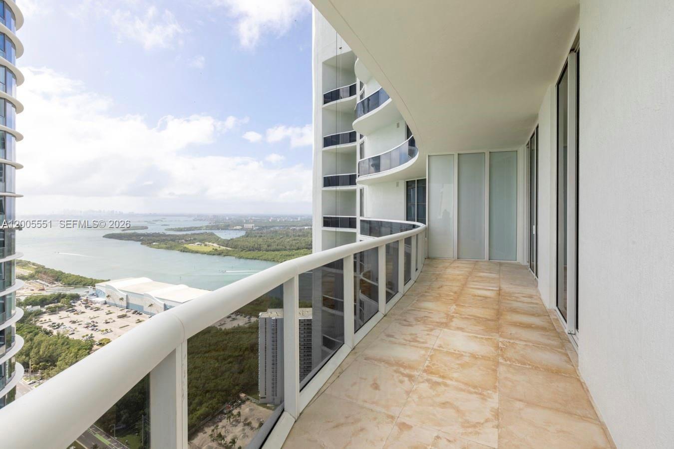 15811 SE Collins Ave #4002, Sunny Isles Beach FL 33160