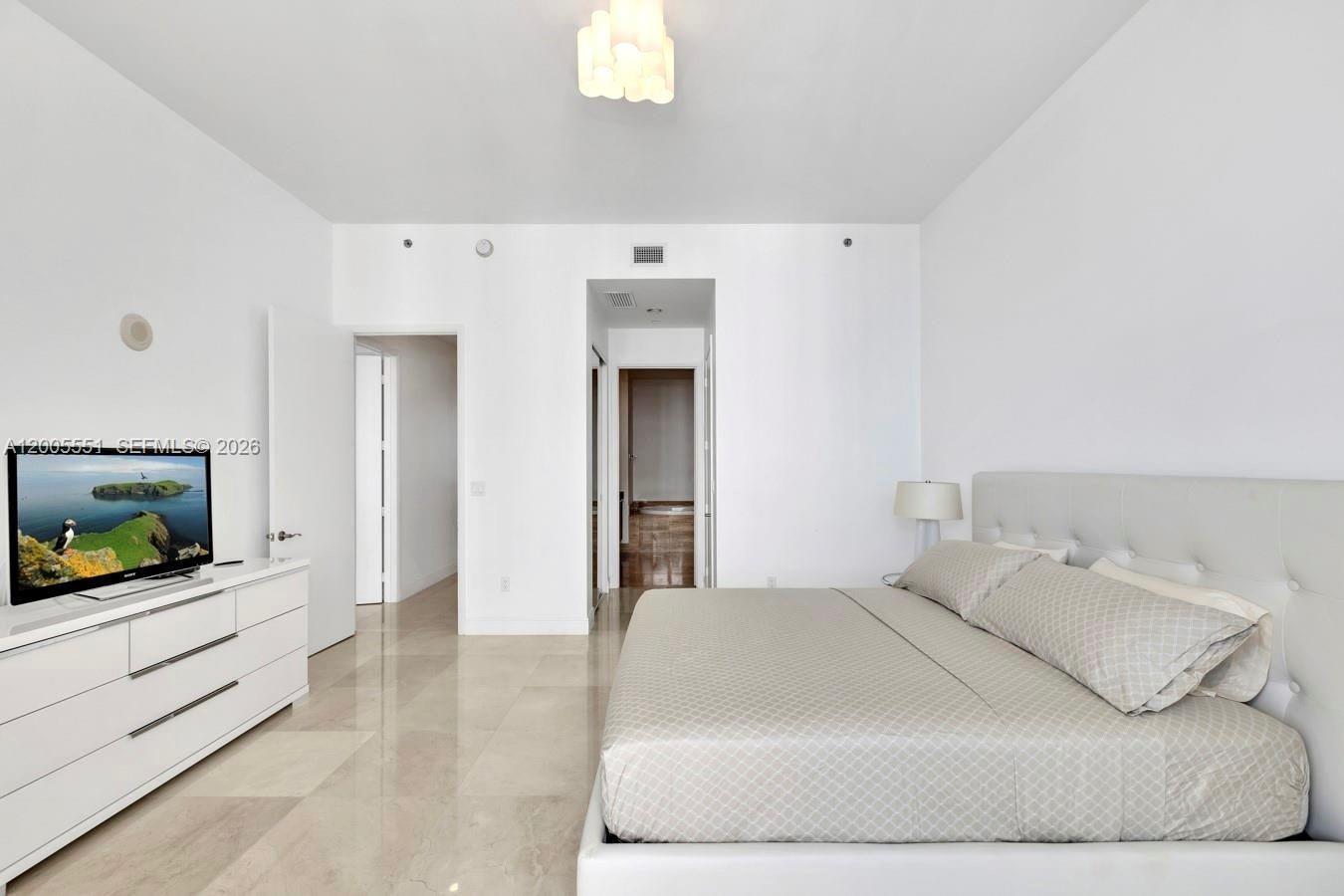 15811 SE Collins Ave #4002, Sunny Isles Beach FL 33160