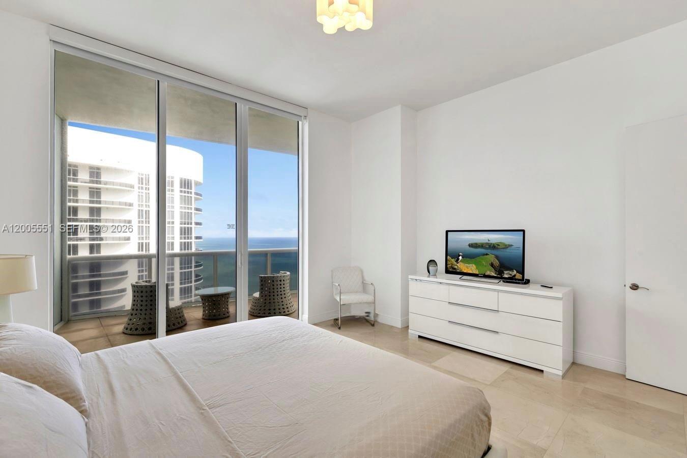 15811 SE Collins Ave #4002, Sunny Isles Beach FL 33160