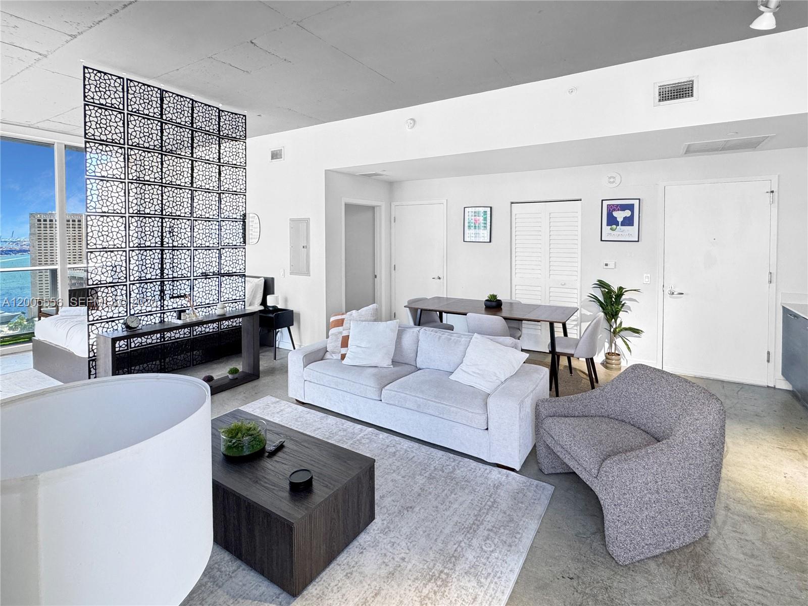 151 SE 1st St #2702, Miami FL 33131