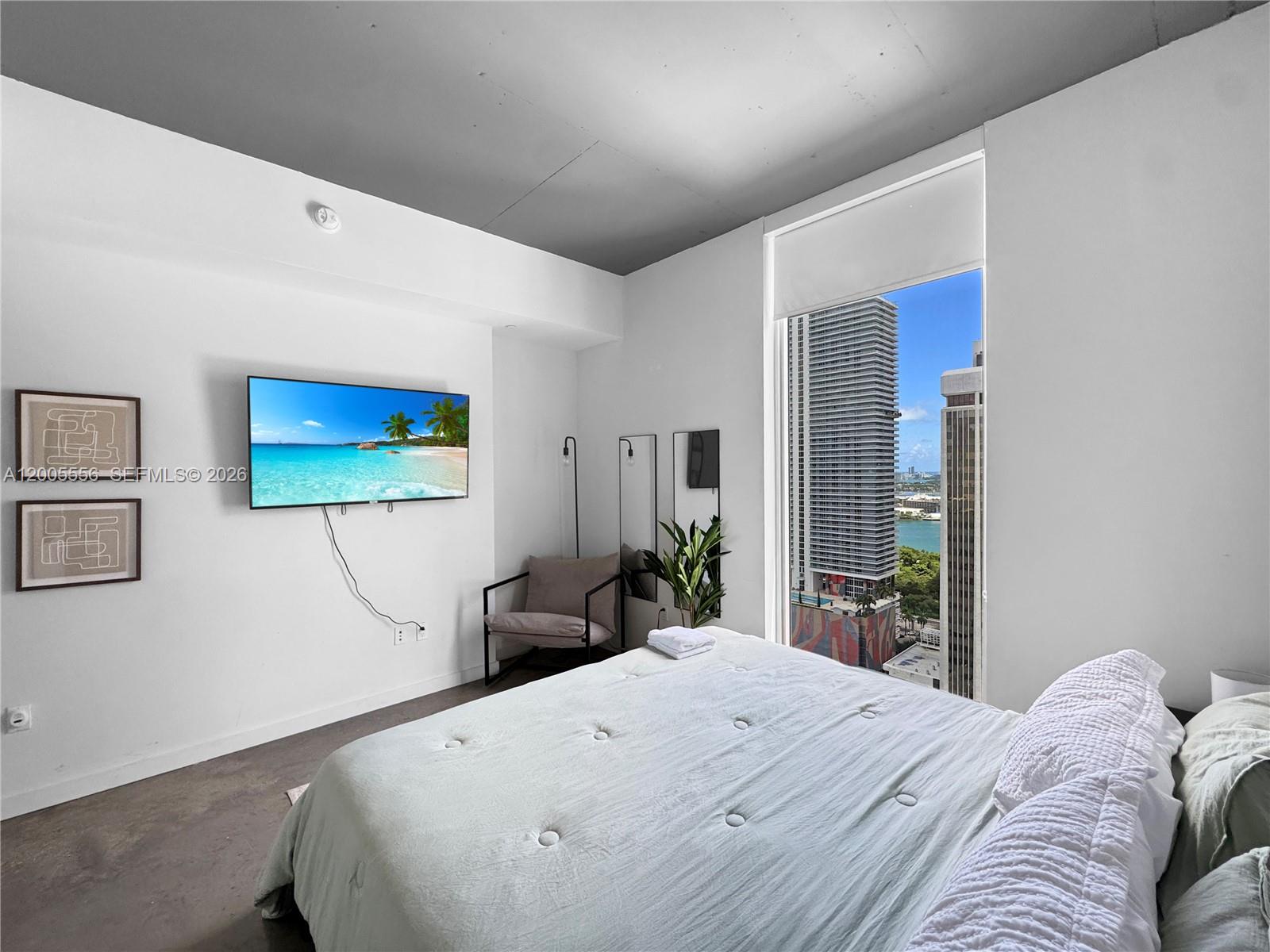 151 SE 1st St #2702, Miami FL 33131
