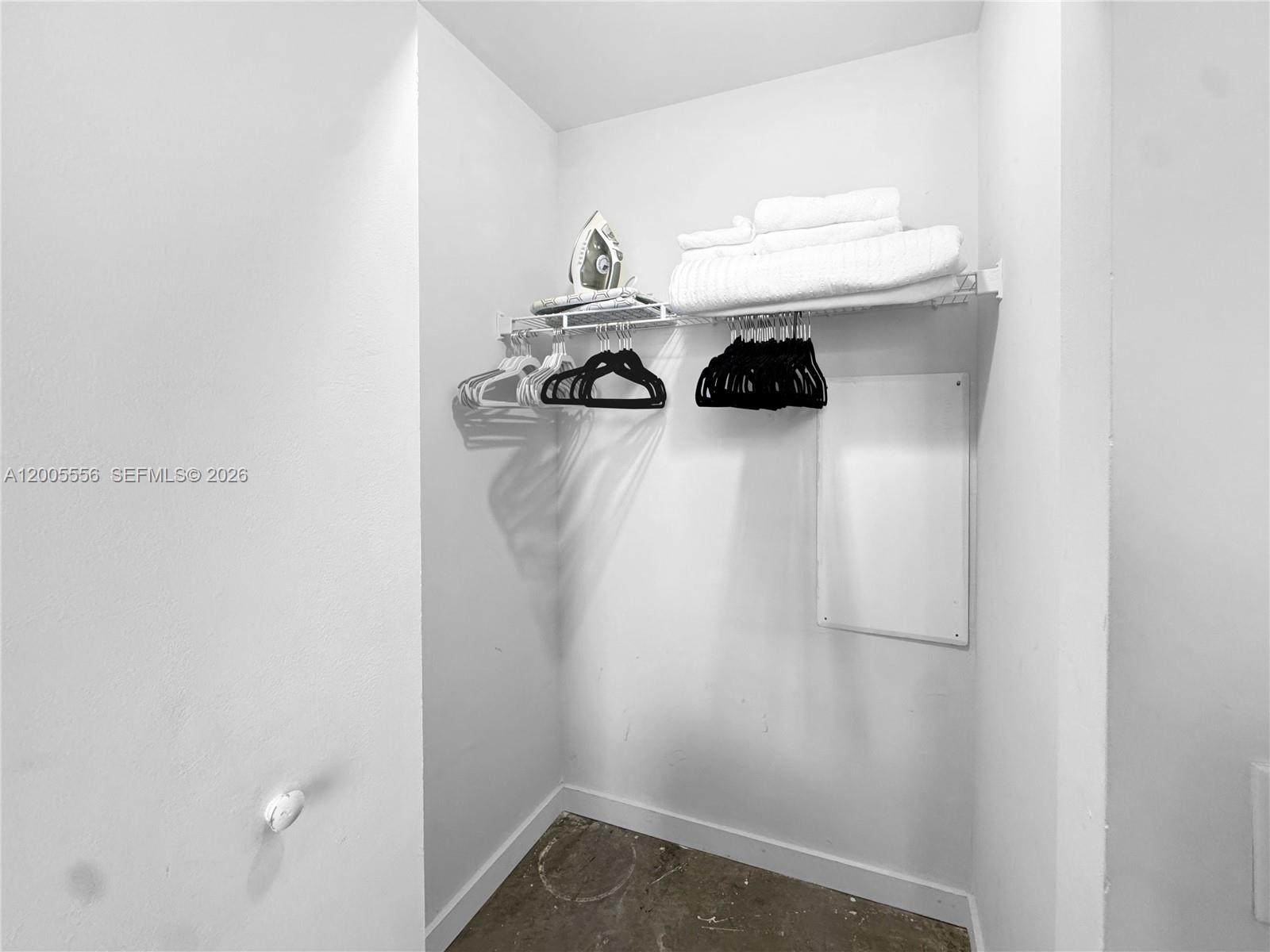 151 SE 1st St #2702, Miami FL 33131