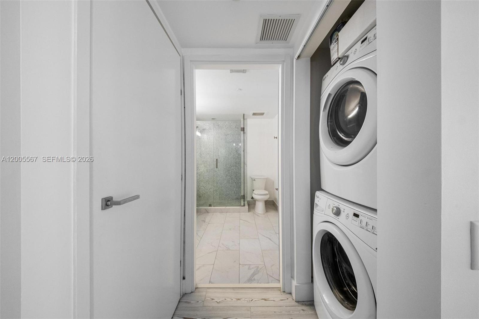 1300 Brickell Bay Dr #704, Miami FL 33131