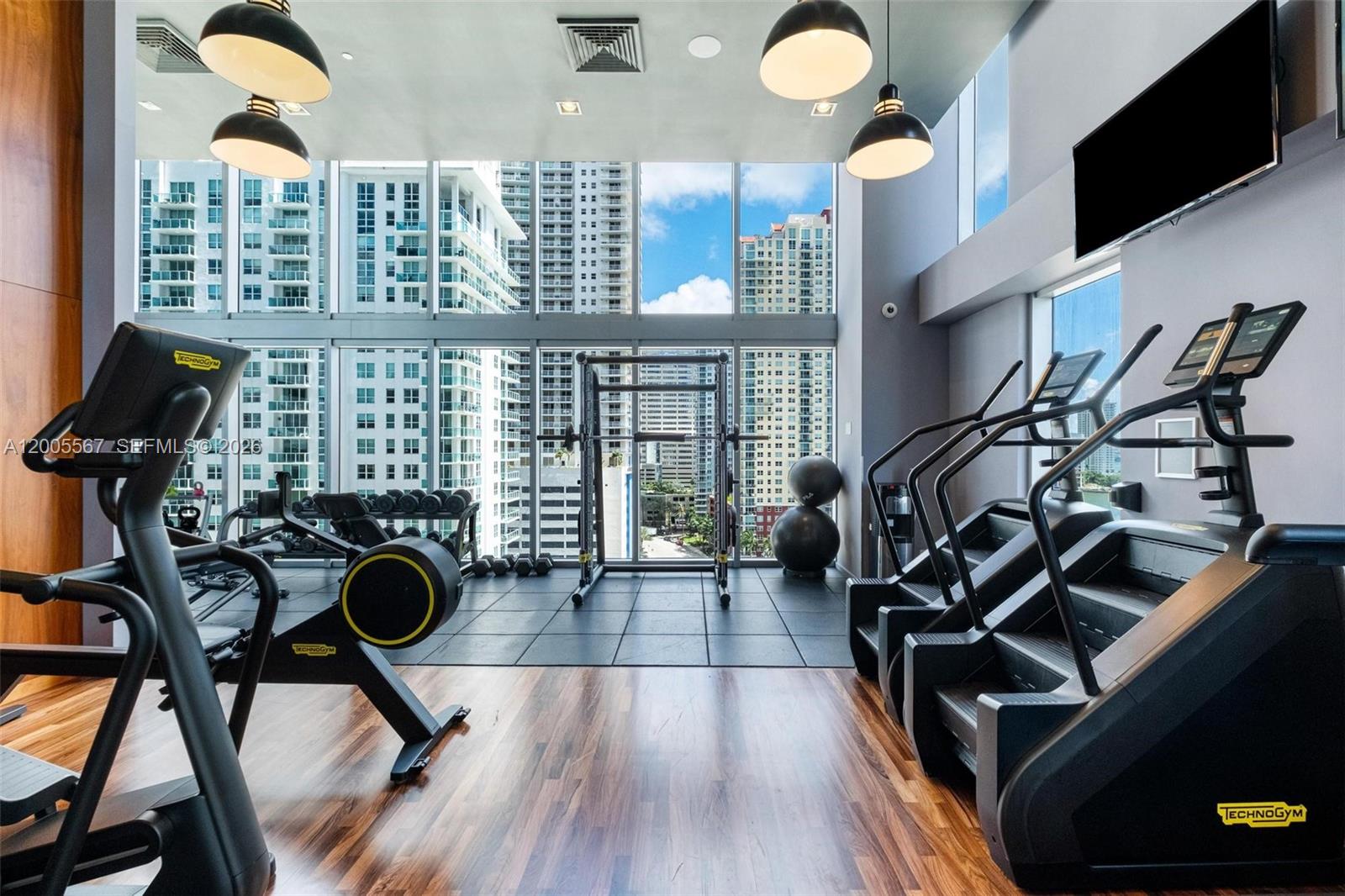 1300 Brickell Bay Dr #704, Miami FL 33131