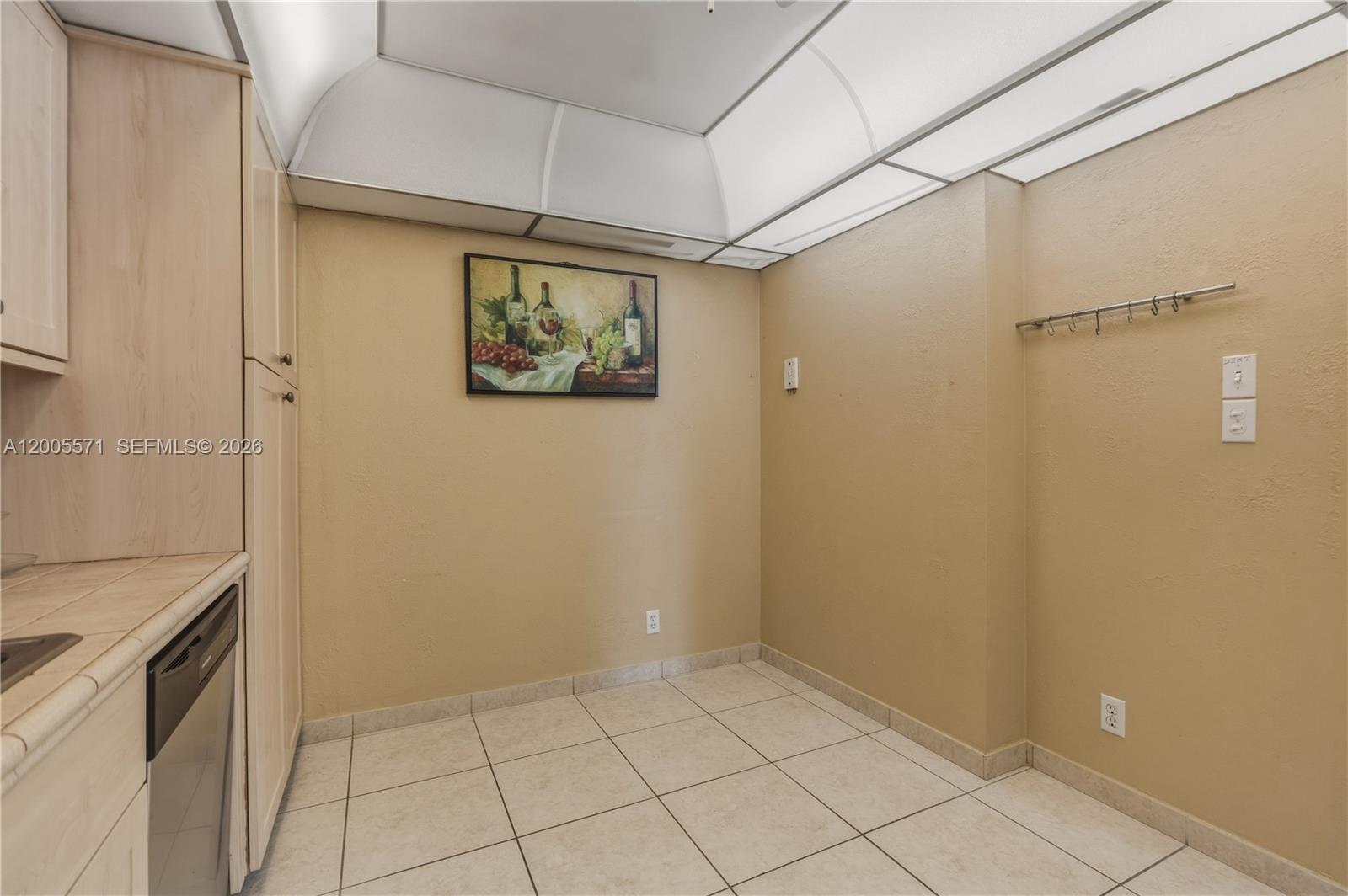 1600 S Ocean Dr #4G (Available Jan 16), Hollywood FL 33019