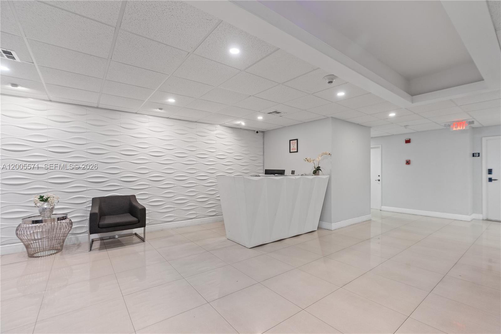 1600 S Ocean Dr #4G (Available Jan 16), Hollywood FL 33019