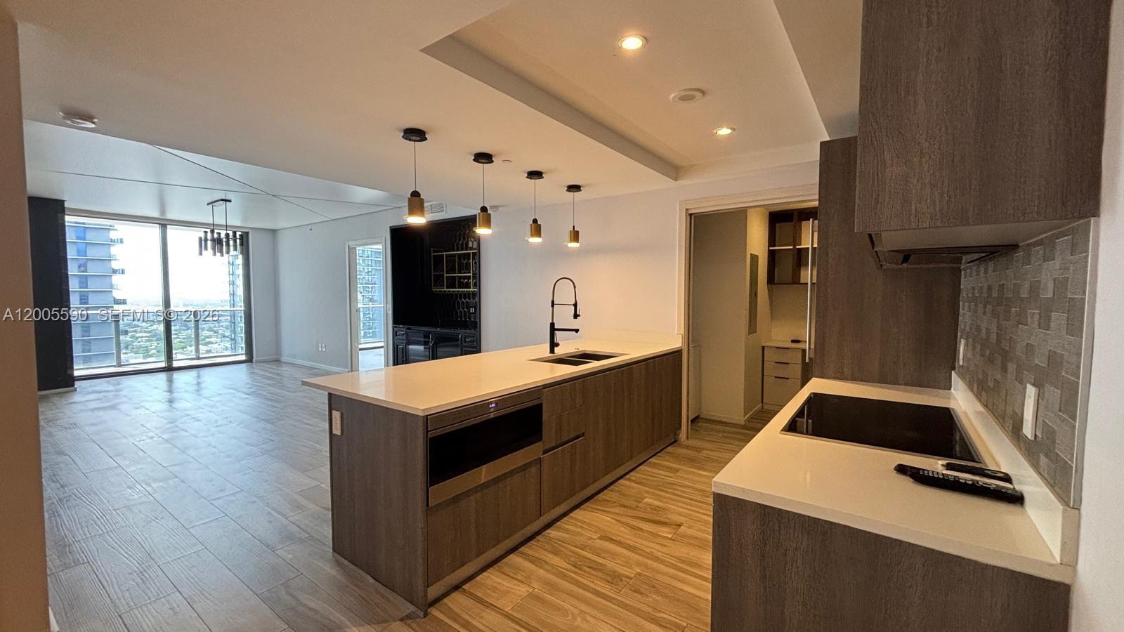 801 S Miami Ave #3510, Miami FL 33130