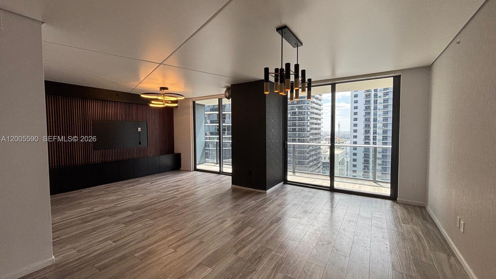 801 S Miami Ave #3510, Miami FL 33130