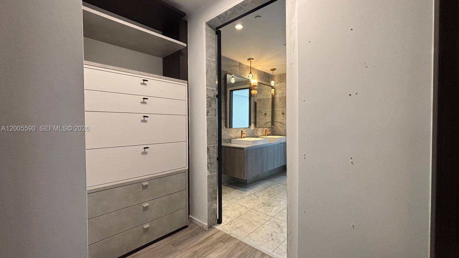 801 S Miami Ave #3510, Miami FL 33130