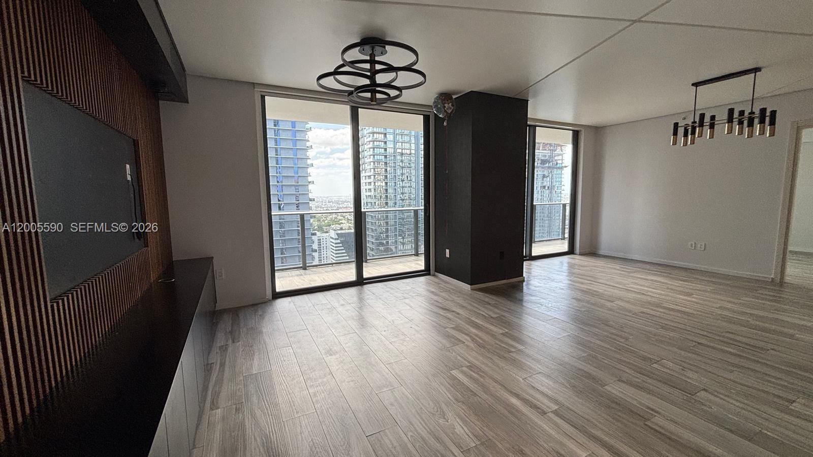 801 S Miami Ave #3510, Miami FL 33130