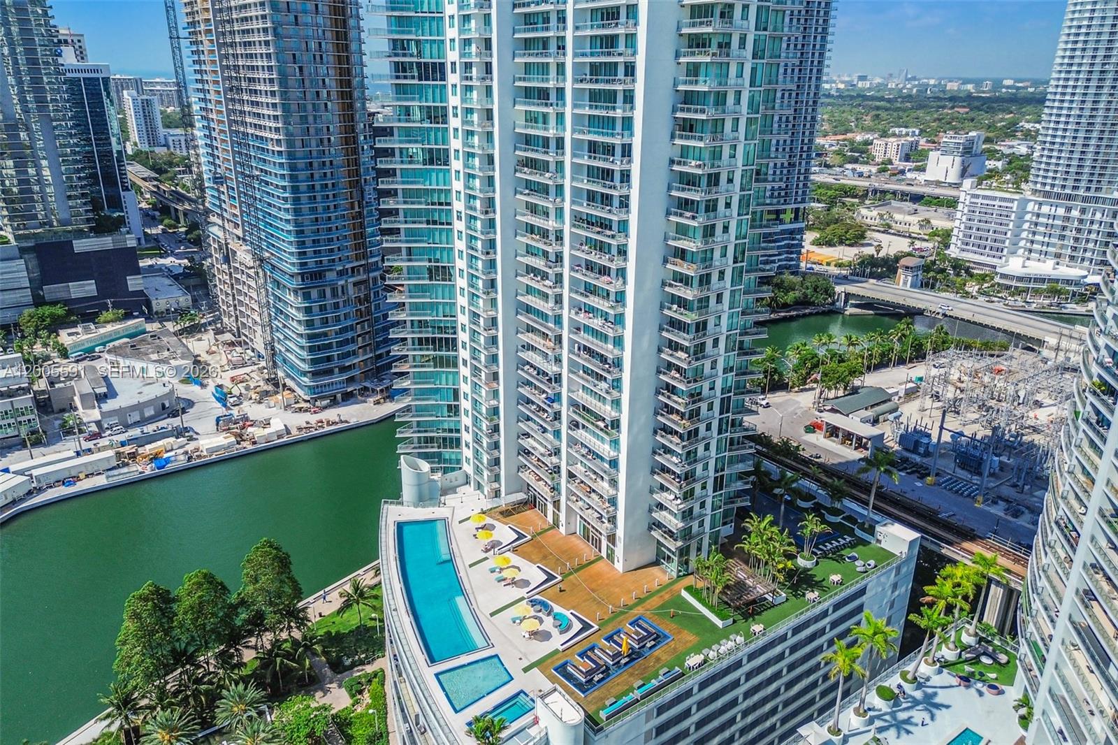 92 SW 3rd St #2212, Miami FL 33130