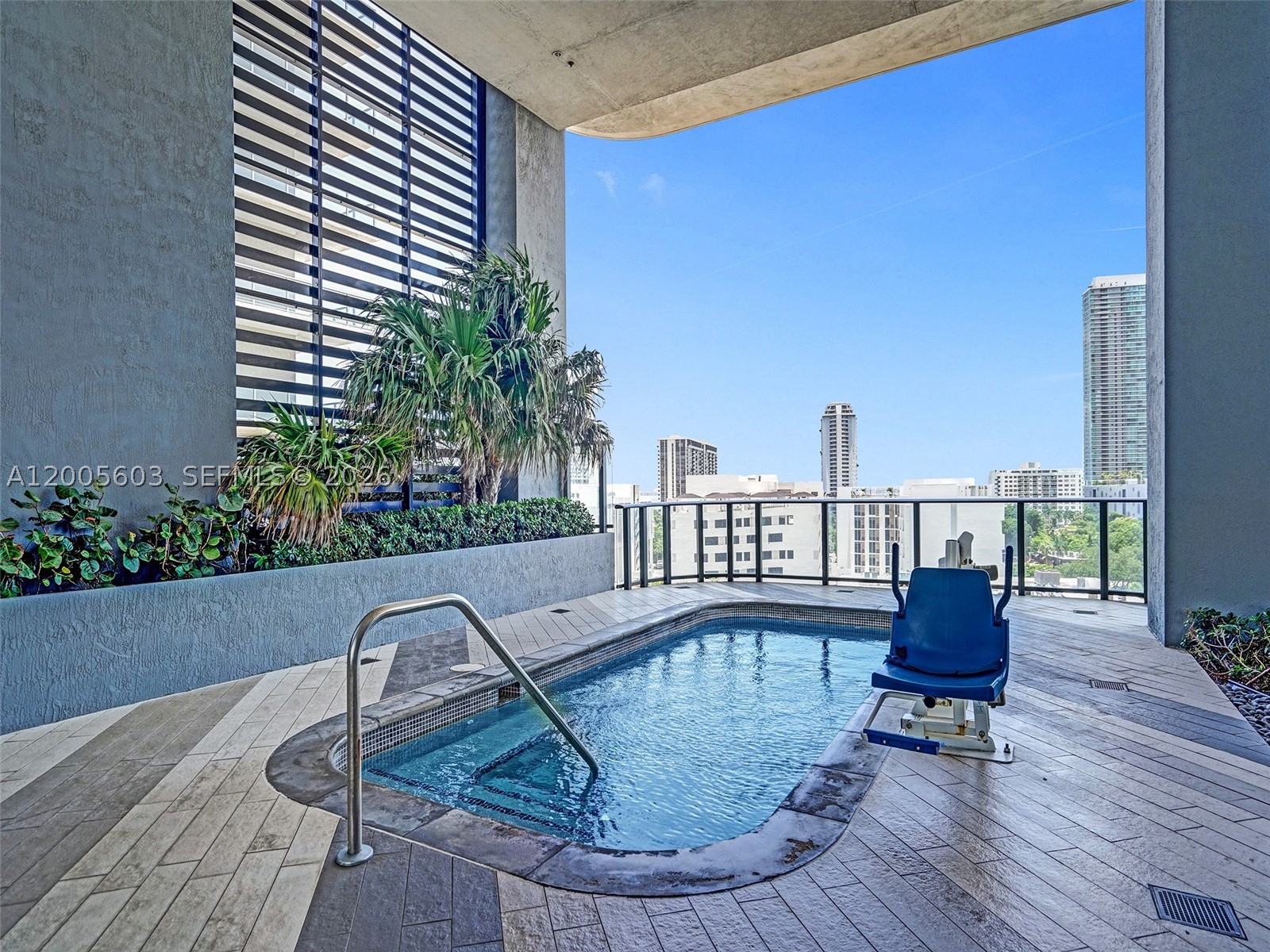 121 NE 34th St #1806A, Miami FL 33137