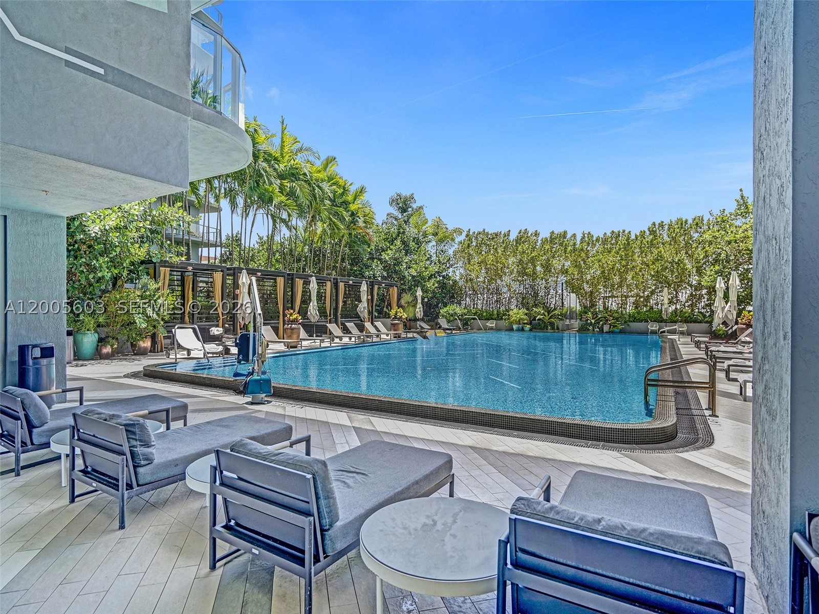121 NE 34th St #1806A, Miami FL 33137