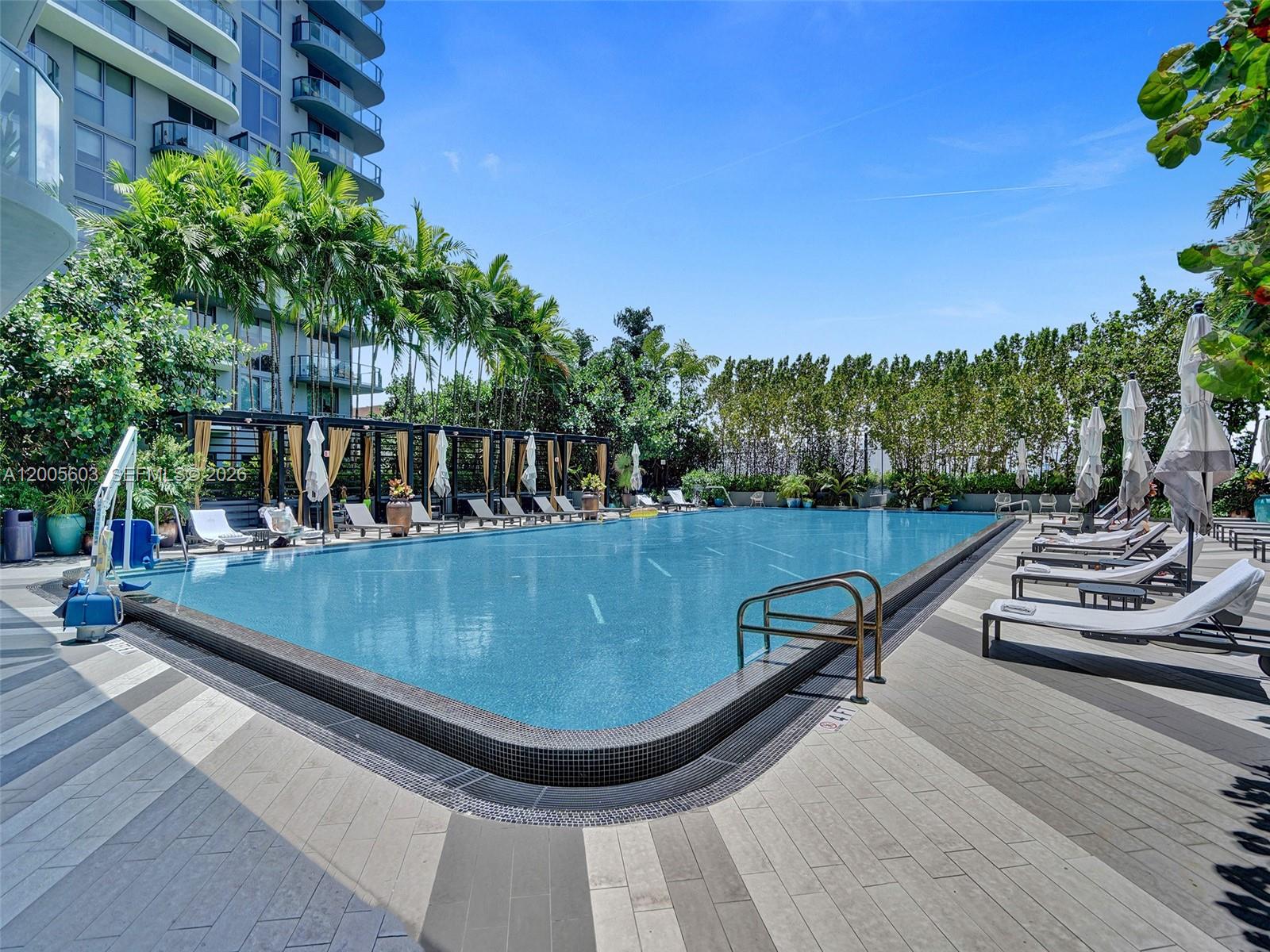 121 NE 34th St #1806A, Miami FL 33137