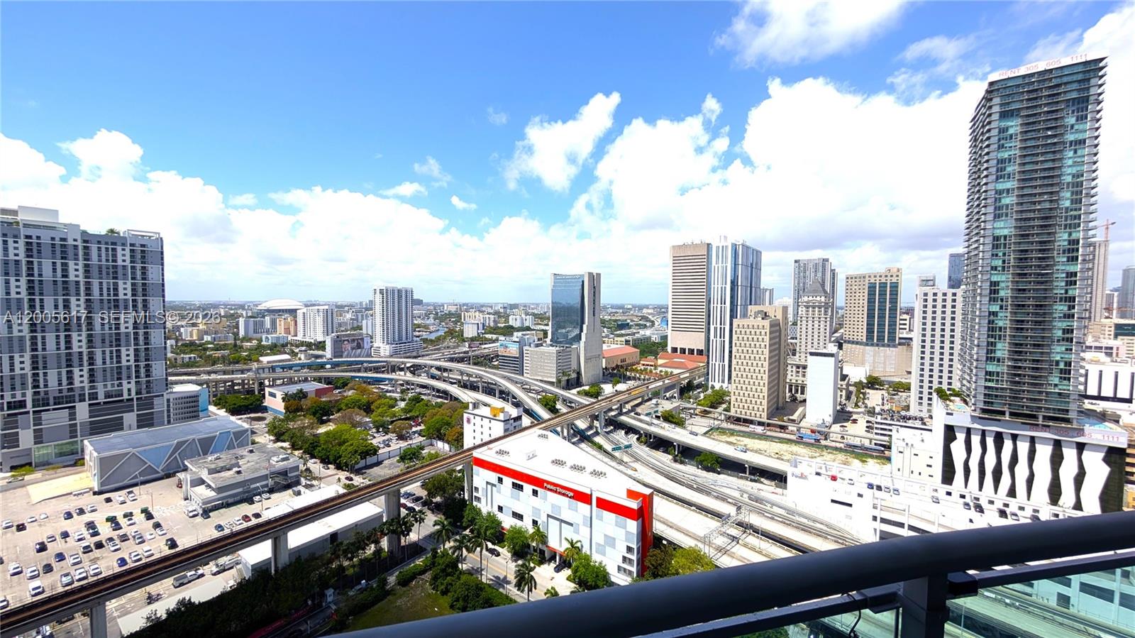 350 S Miami Ave #2813, Miami FL 33130