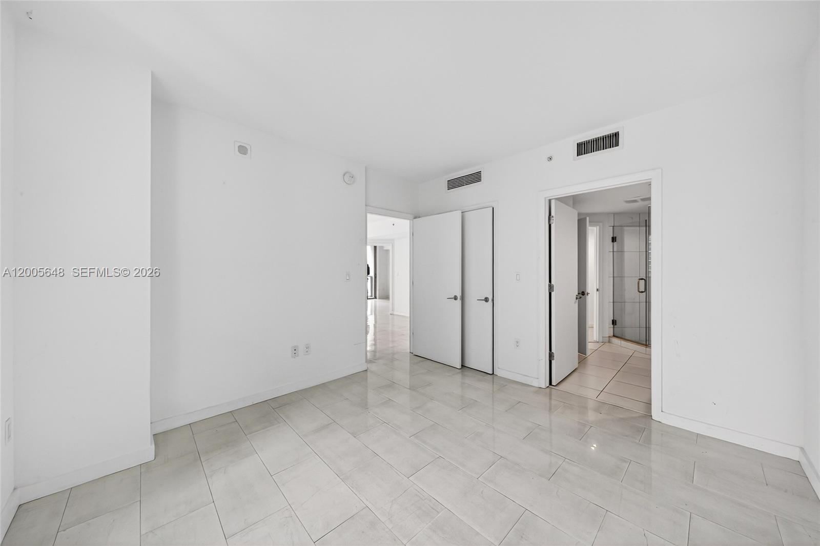 500 Brickell Ave #501, Miami FL 33131