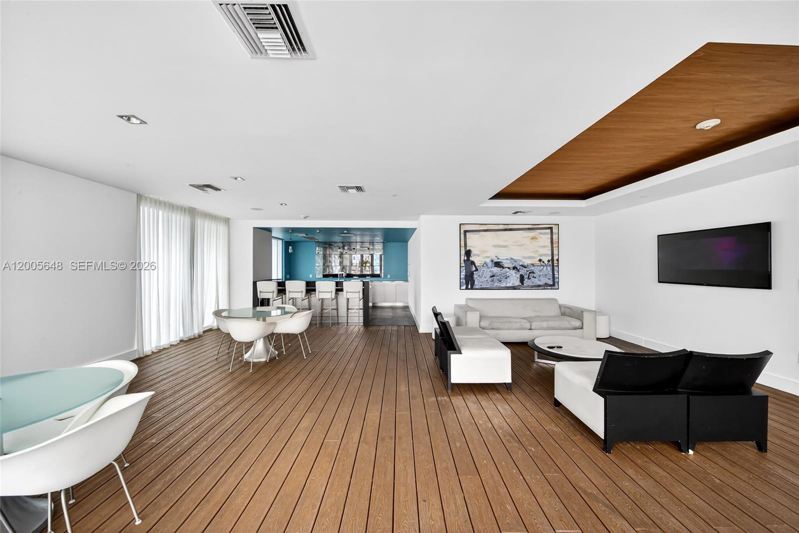 500 Brickell Ave #501, Miami FL 33131