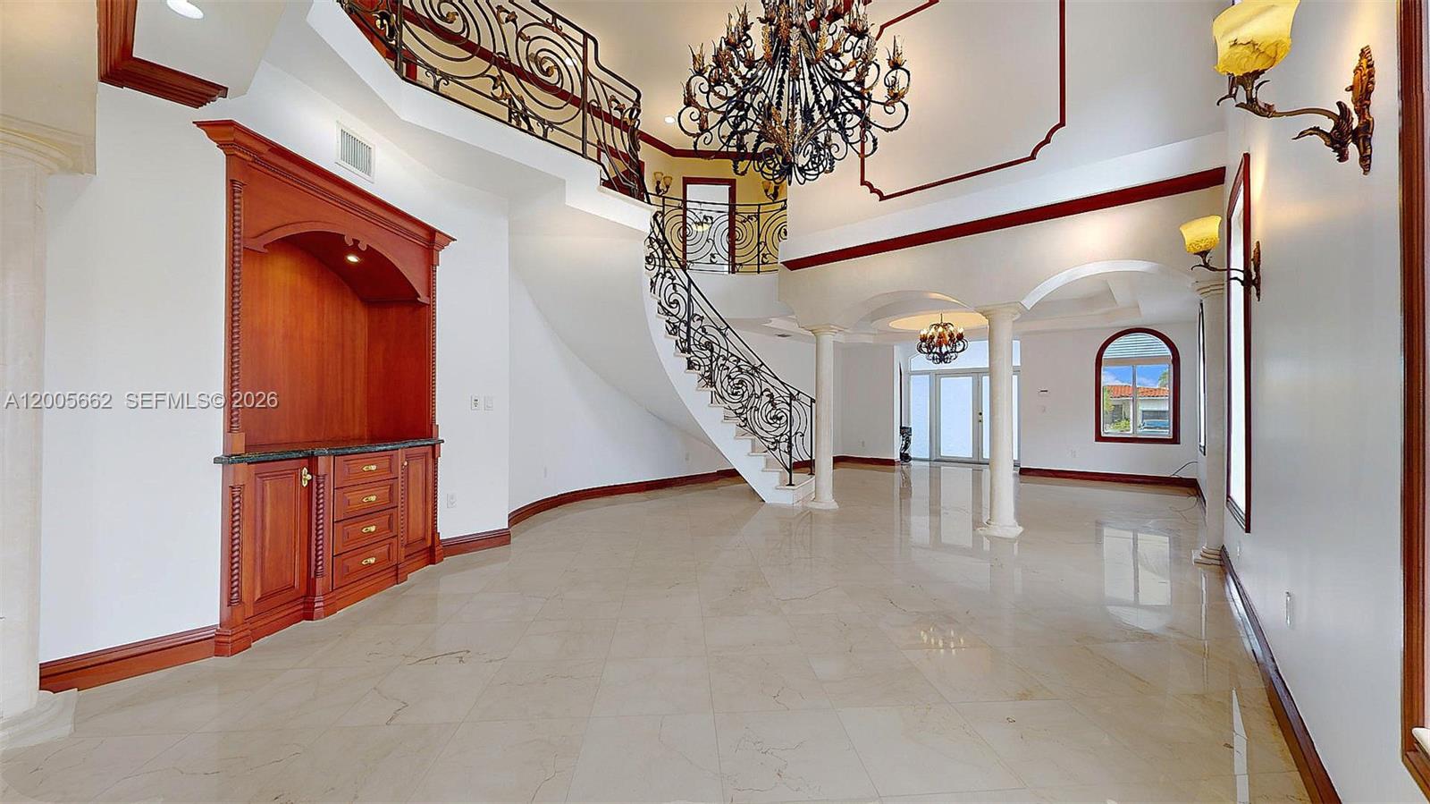1131 Stillwater Dr, Miami Beach FL 33141