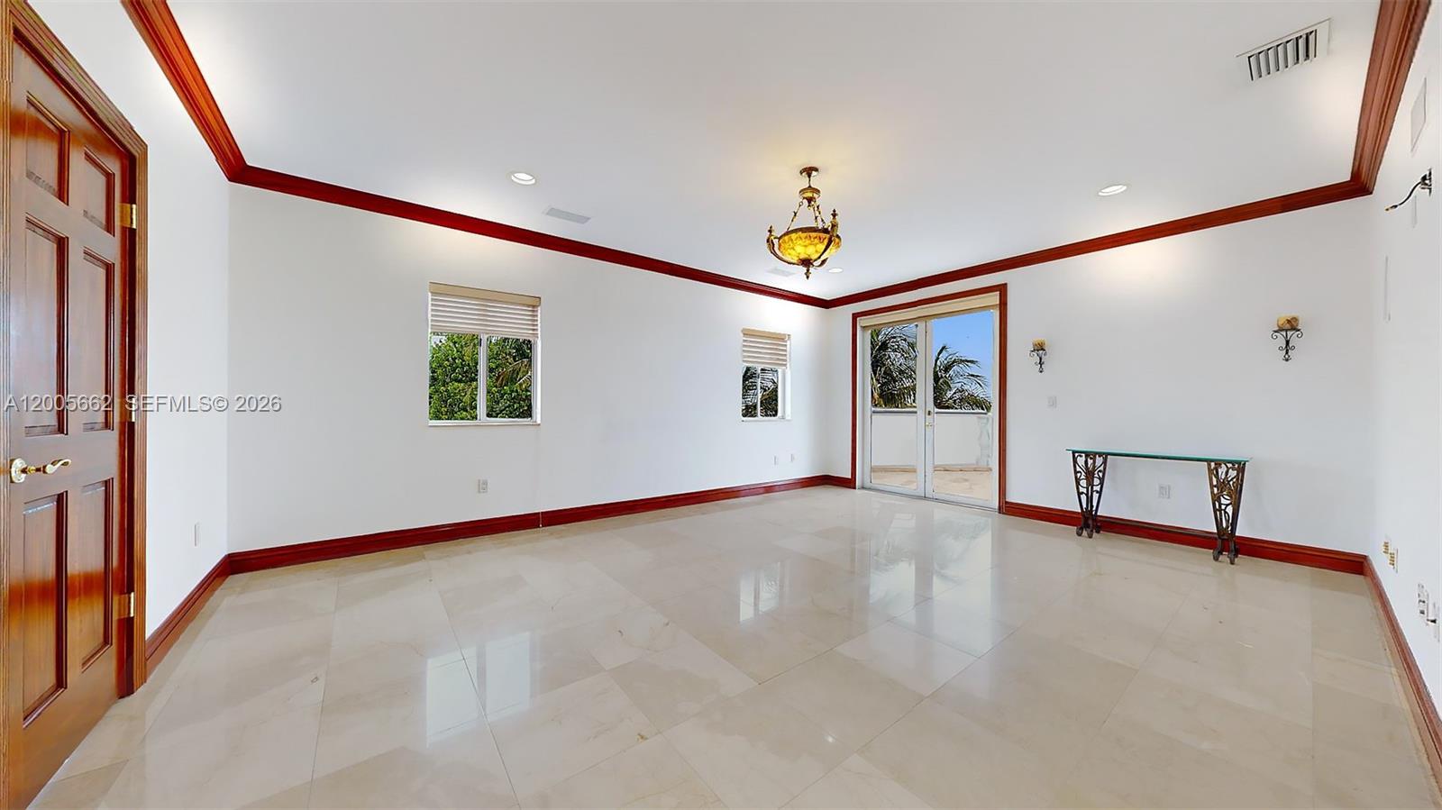 1131 Stillwater Dr, Miami Beach FL 33141