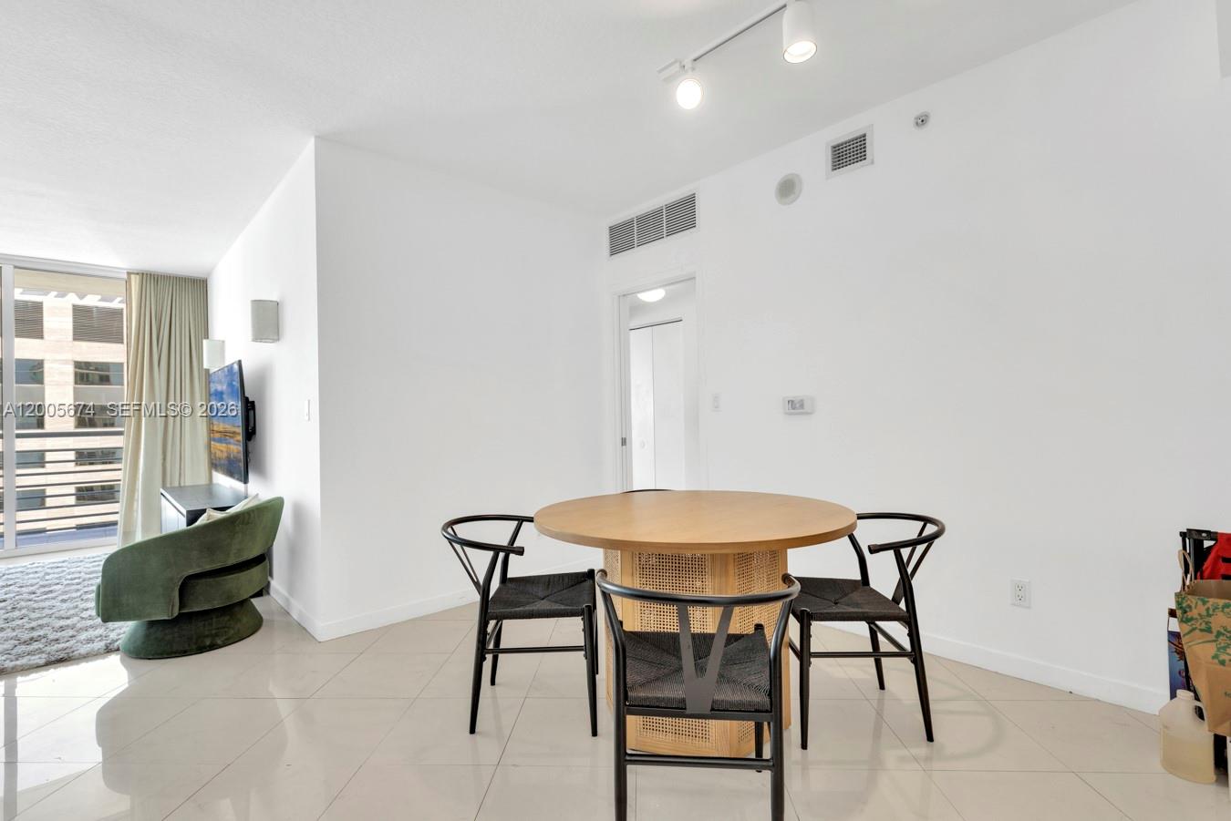 335 S BISCAYNE BL #3408, Miami FL 33131