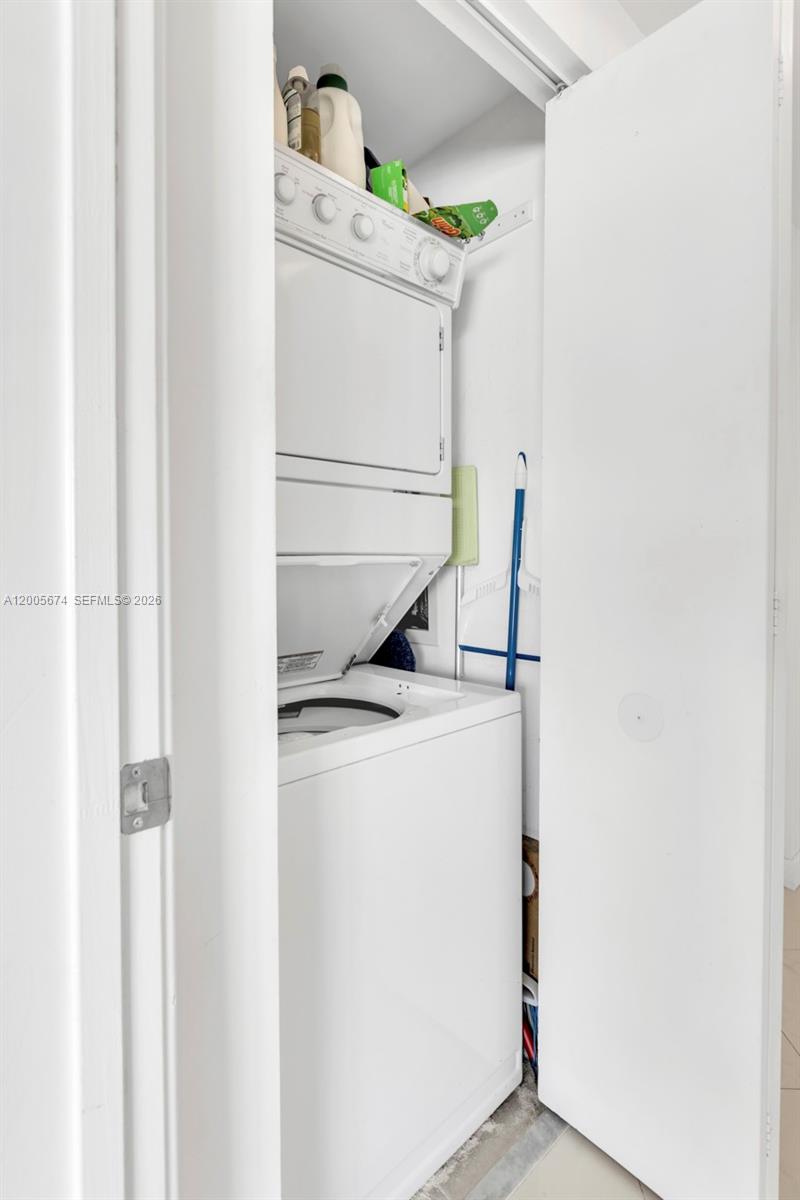 335 S BISCAYNE BL #3408, Miami FL 33131