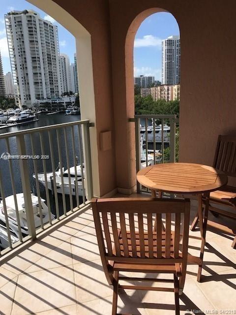 19901 E Country Club Dr #2604, Aventura FL 33180