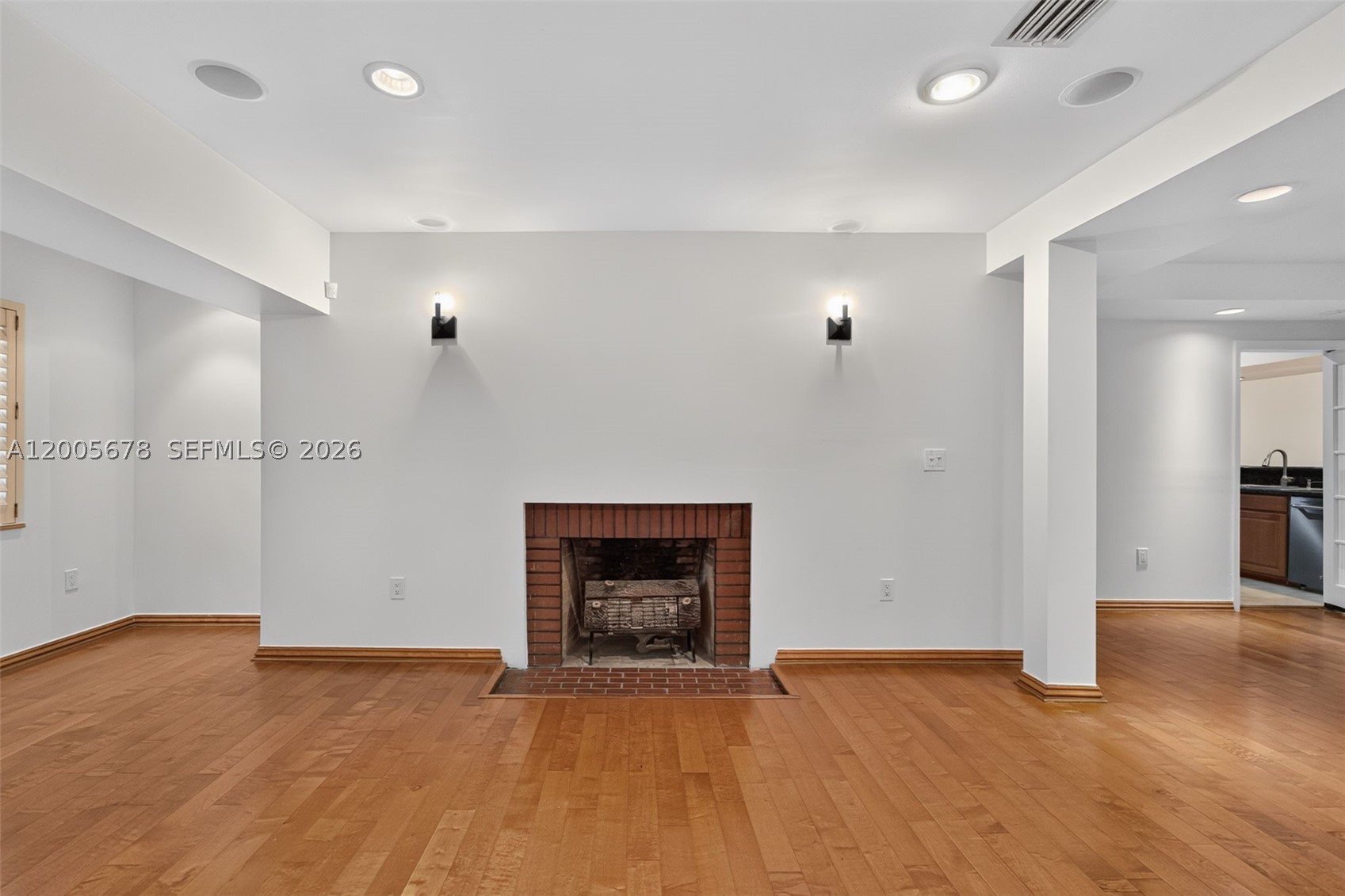 1237 Aduana Ave, Coral Gables FL 33146