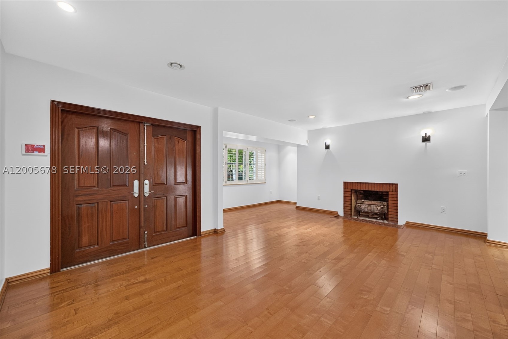 1237 Aduana Ave, Coral Gables FL 33146