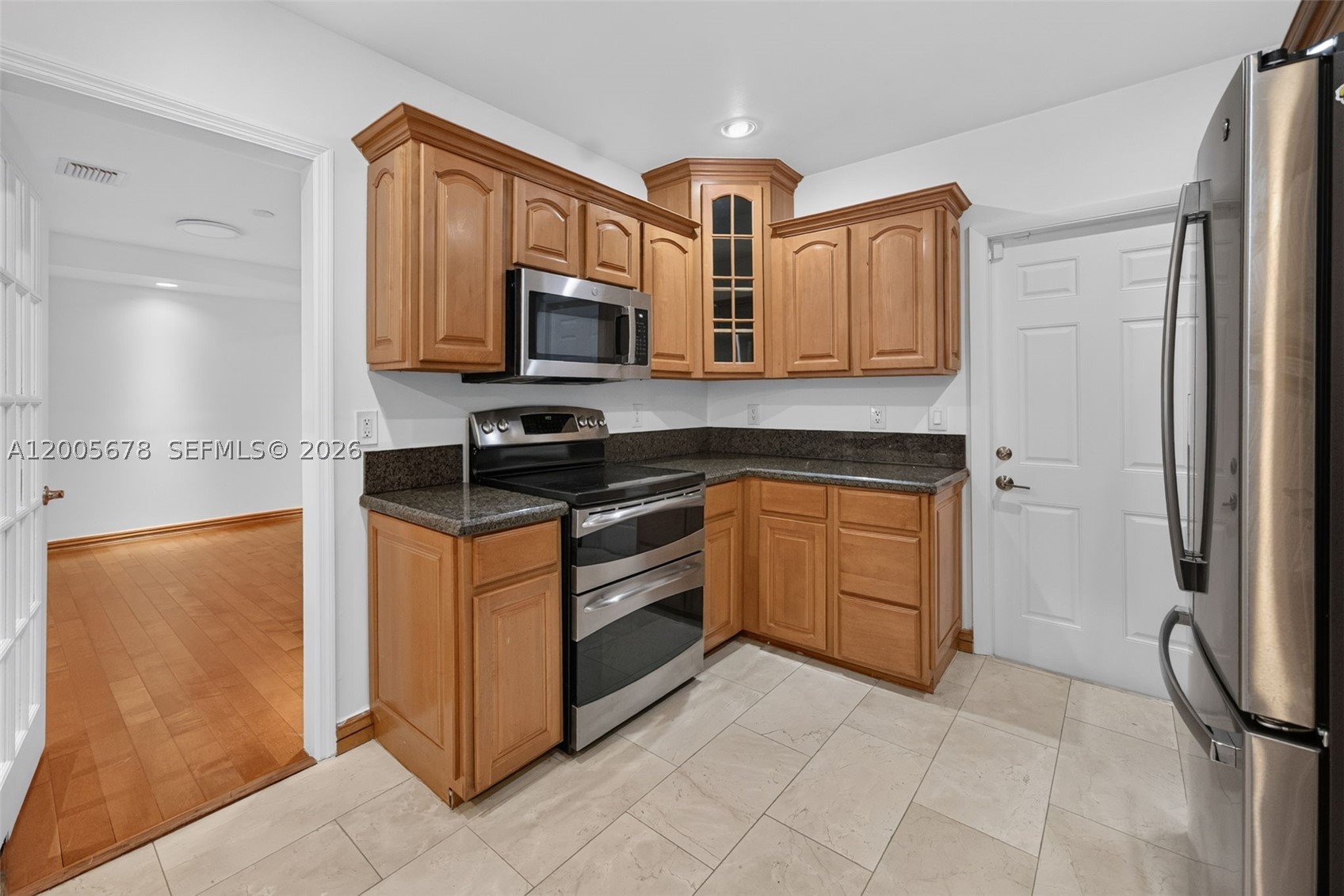 1237 Aduana Ave, Coral Gables FL 33146