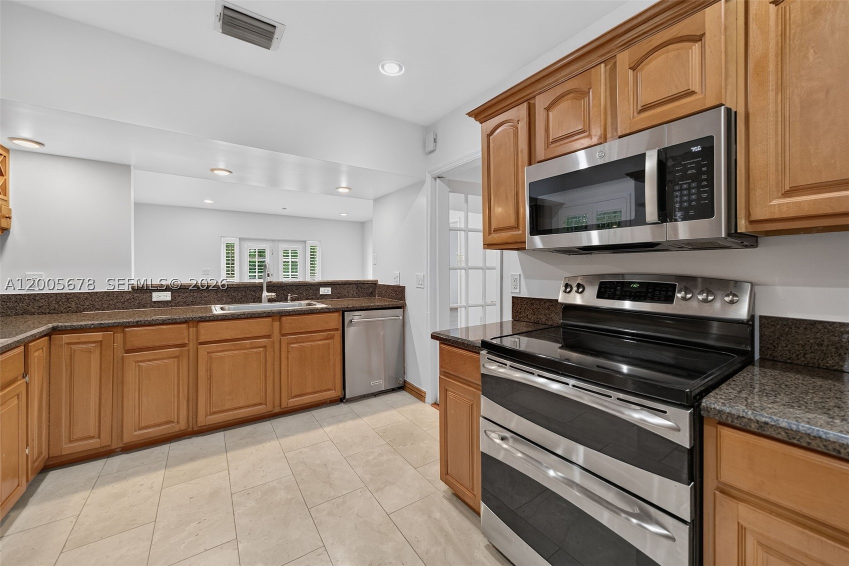 1237 Aduana Ave, Coral Gables FL 33146