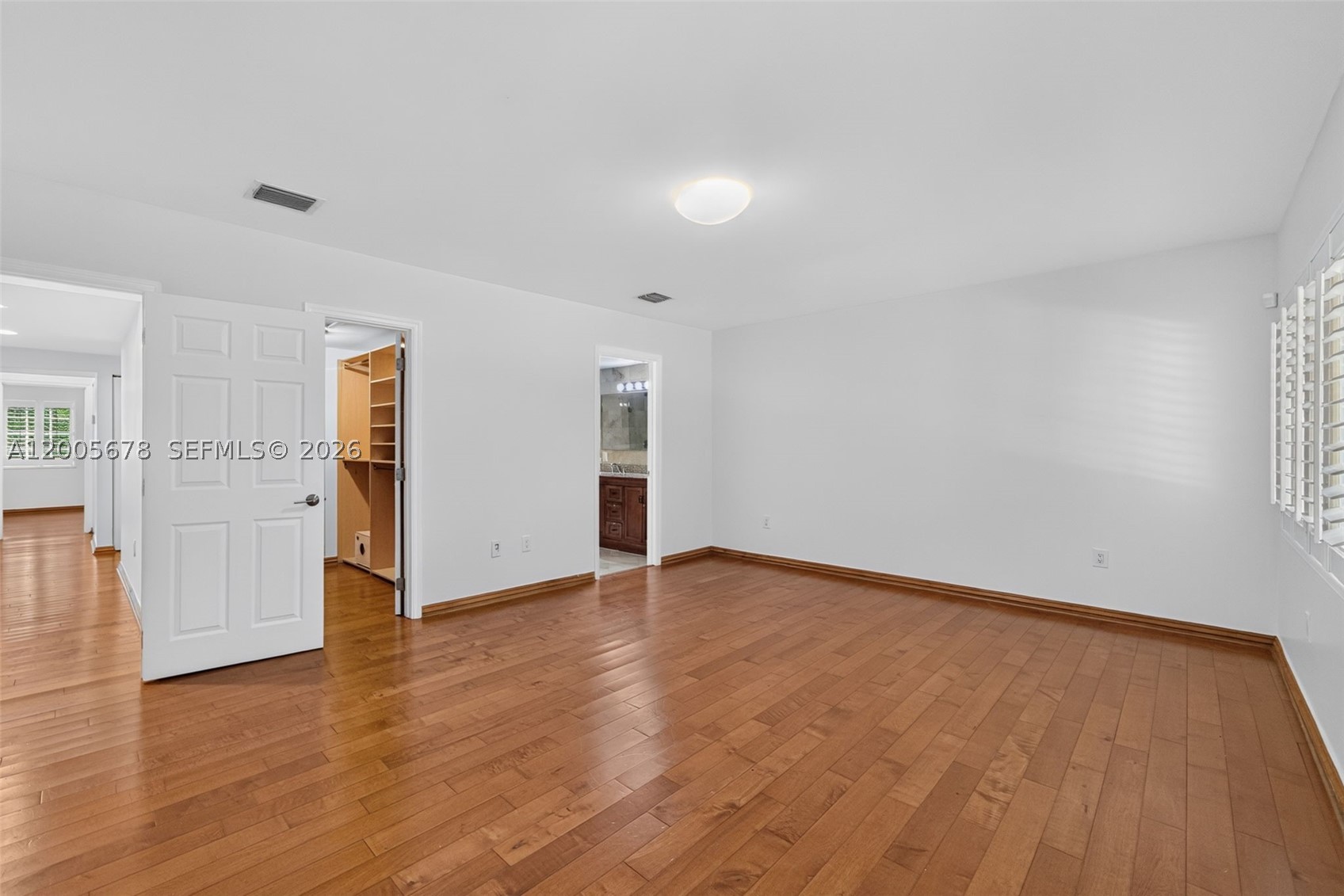 1237 Aduana Ave, Coral Gables FL 33146
