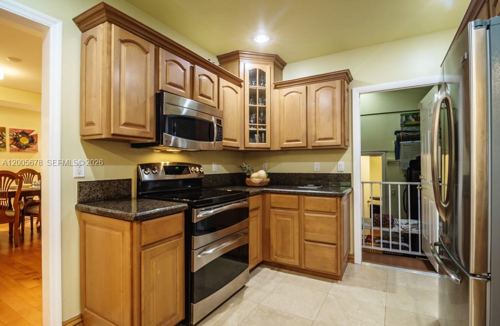 1237 Aduana Ave, Coral Gables FL 33146