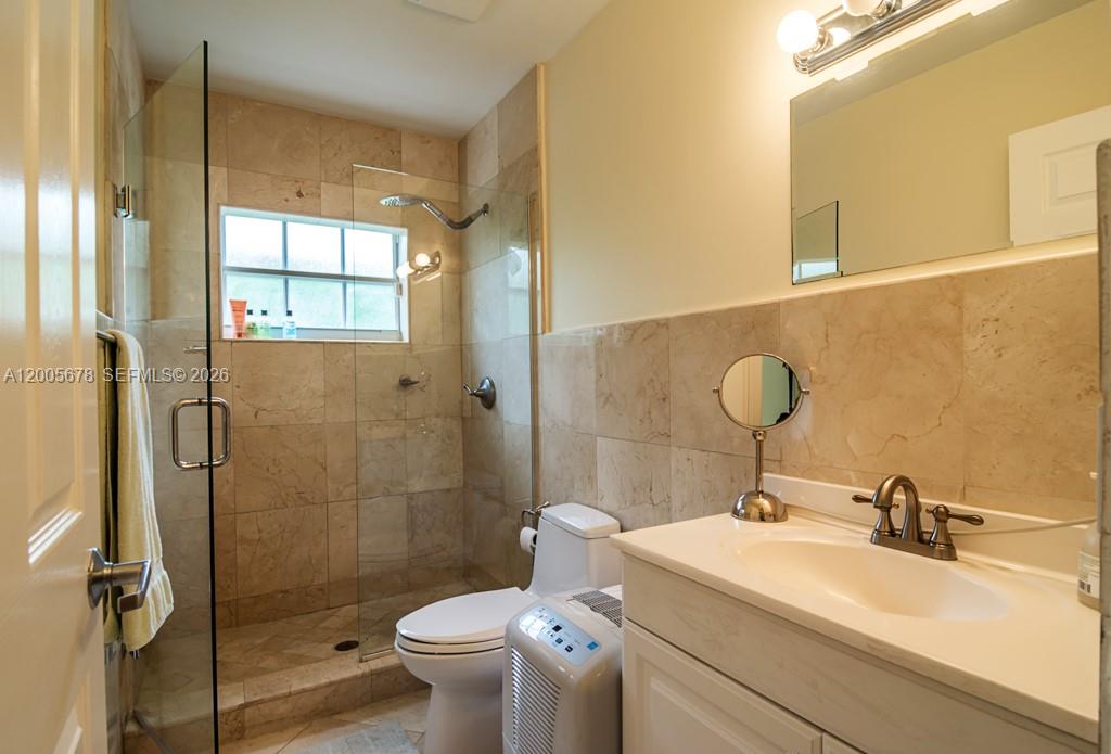 1237 Aduana Ave, Coral Gables FL 33146