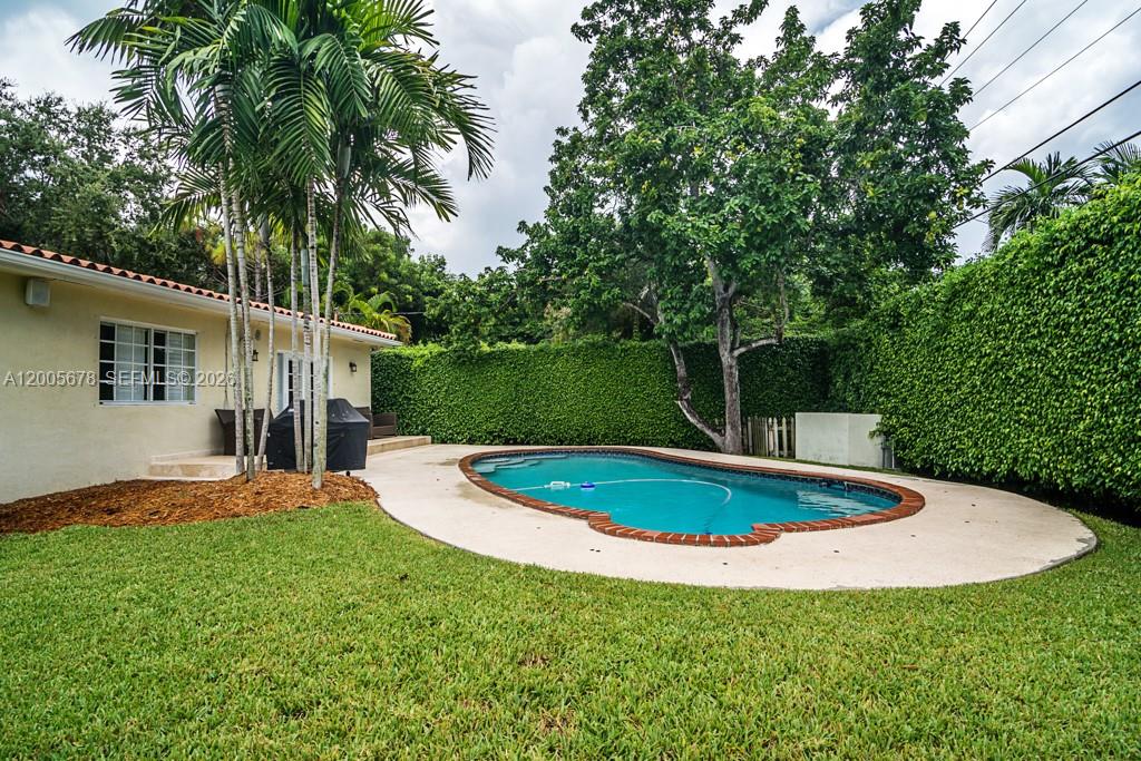 1237 Aduana Ave, Coral Gables FL 33146