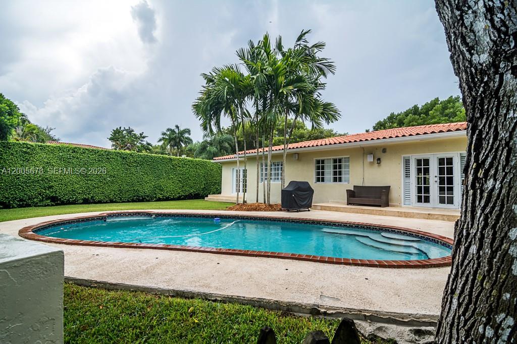 1237 Aduana Ave, Coral Gables FL 33146
