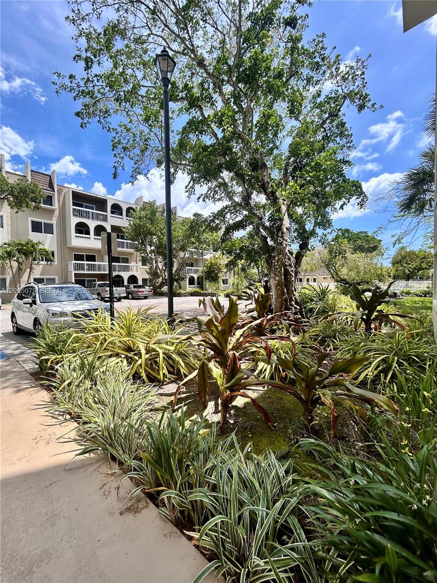 7740 Camino Real #G404, Miami FL 33143