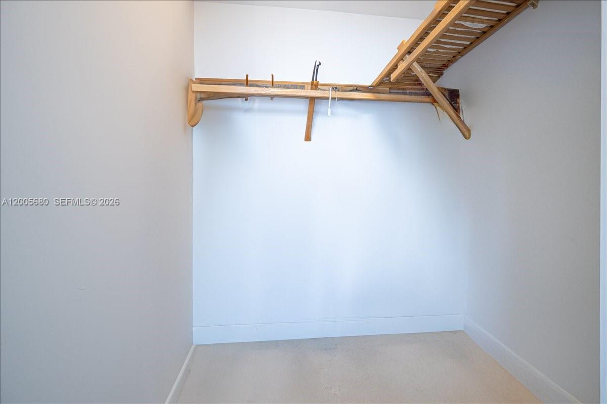3801 Collins Ave #1105, Miami Beach FL 33140