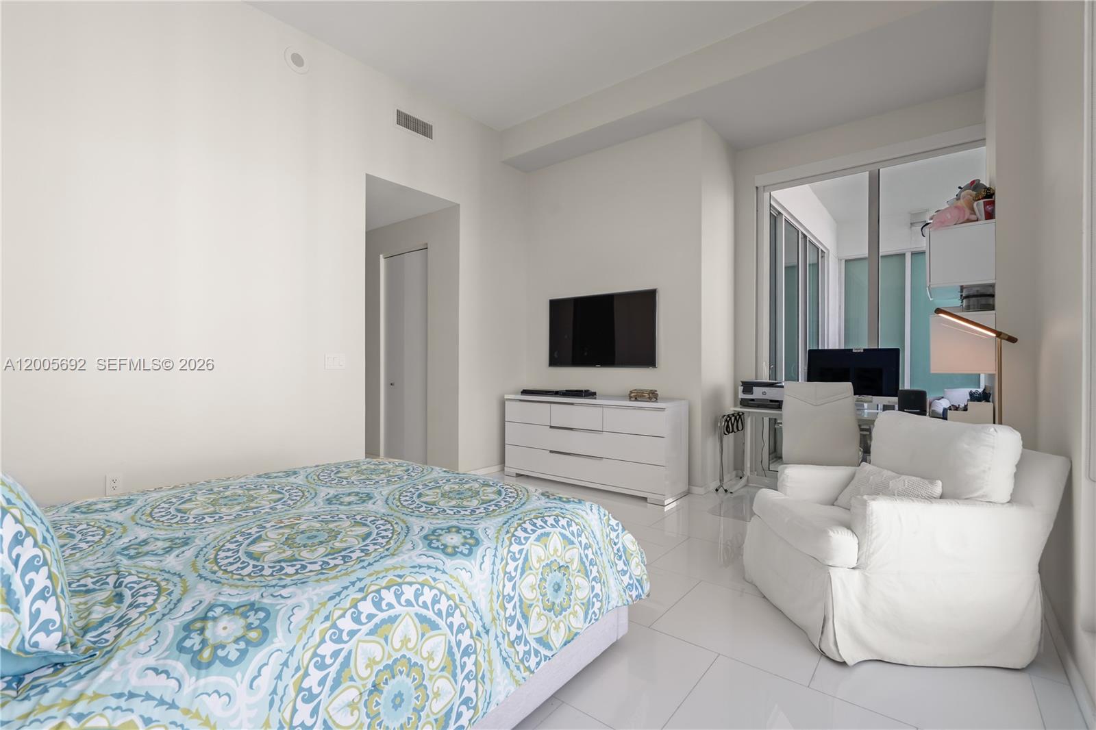 900 Brickell Key Blvd #3002, Miami FL 33131