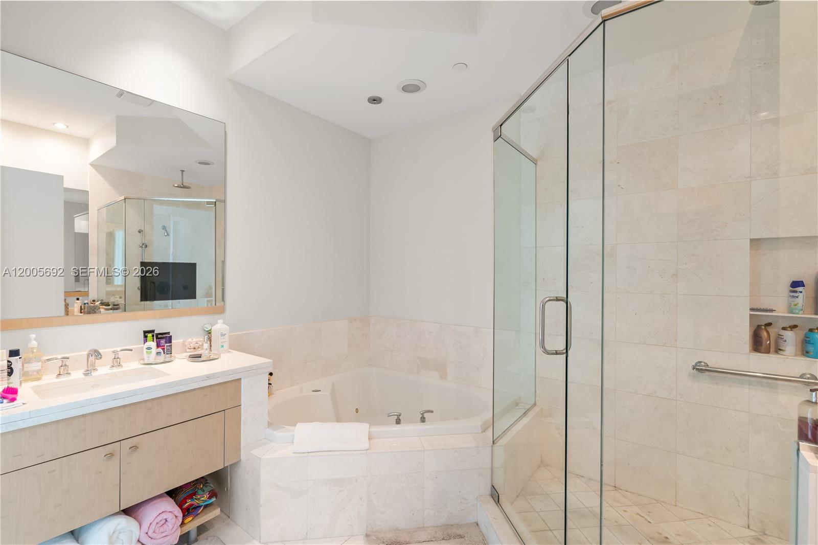 900 Brickell Key Blvd #3002, Miami FL 33131