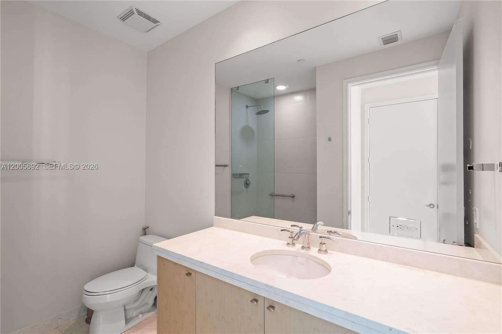 900 Brickell Key Blvd #3002, Miami FL 33131