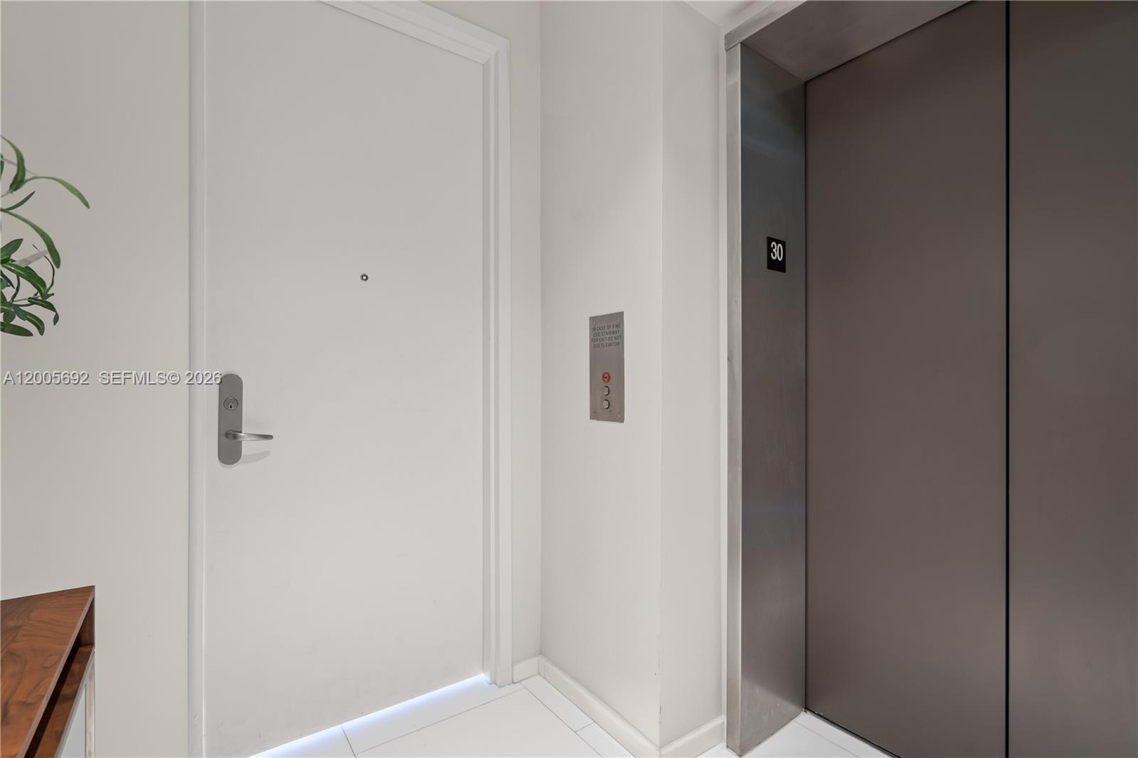 900 Brickell Key Blvd #3002, Miami FL 33131
