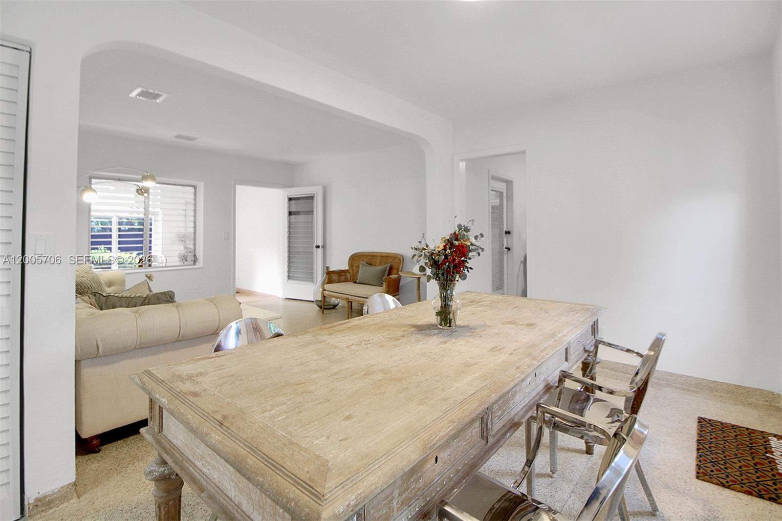 231 NE 43rd St, Miami FL 33137