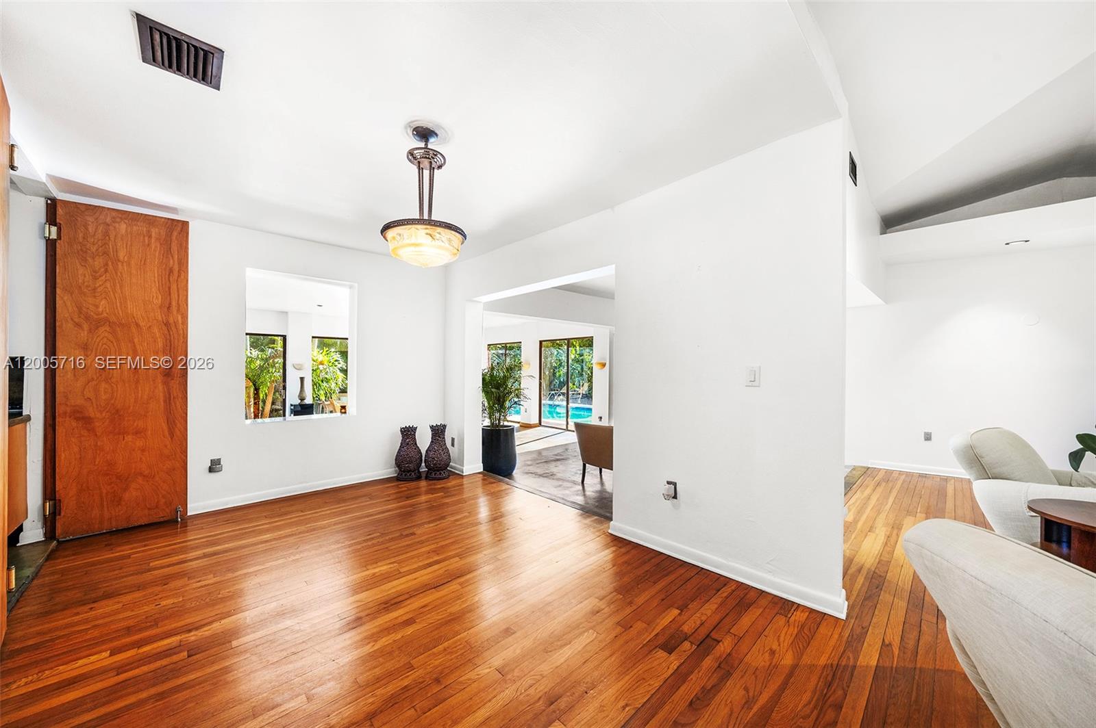 5627 Granada Blvd, Coral Gables FL 33146