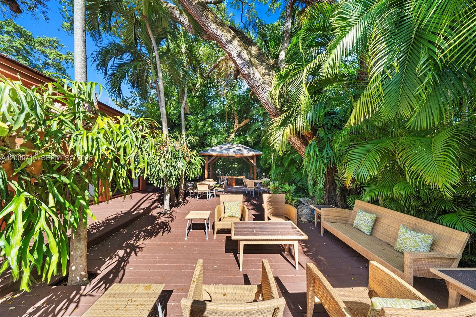 5627 Granada Blvd, Coral Gables FL 33146