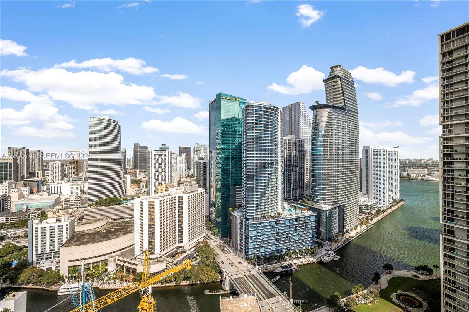 500 Brickell Ave #3907, Miami FL 33131