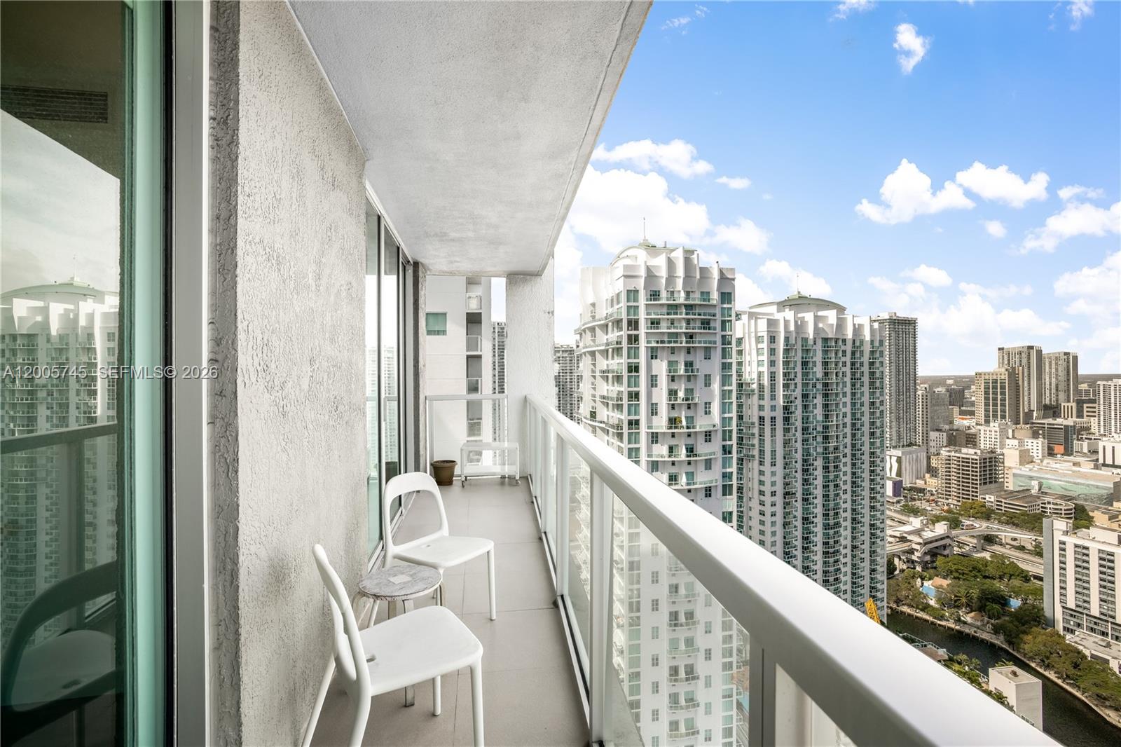 500 Brickell Ave #3907, Miami FL 33131