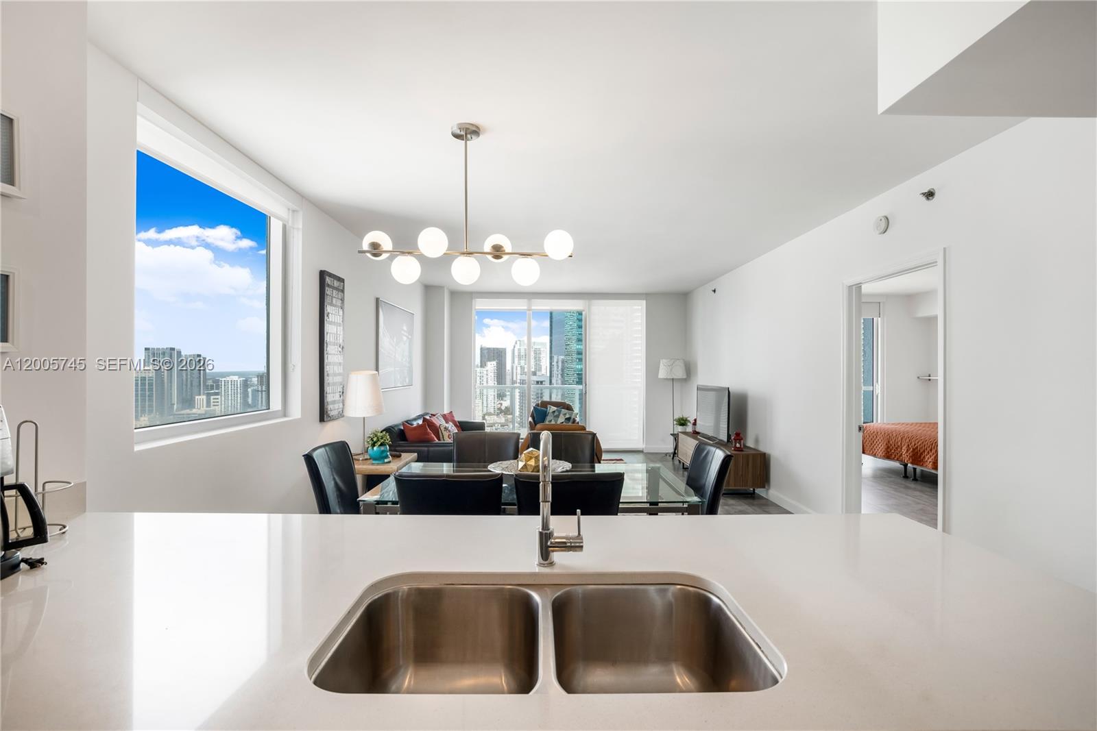 500 Brickell Ave #3907, Miami FL 33131