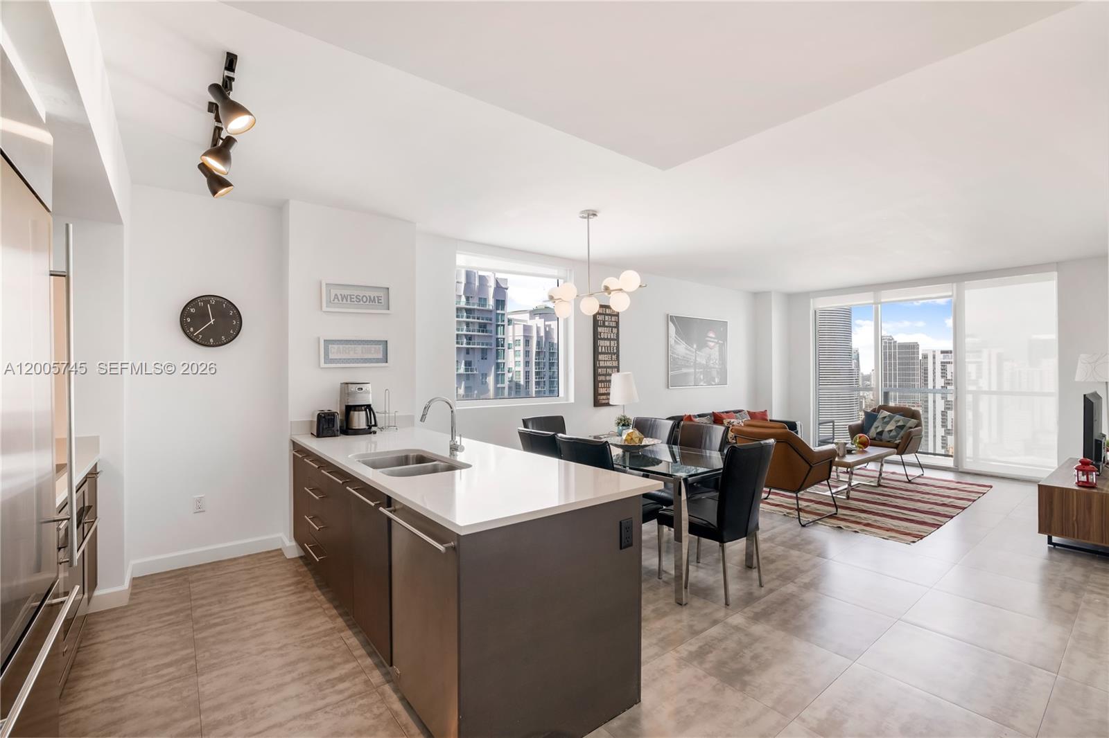 500 Brickell Ave #3907, Miami FL 33131