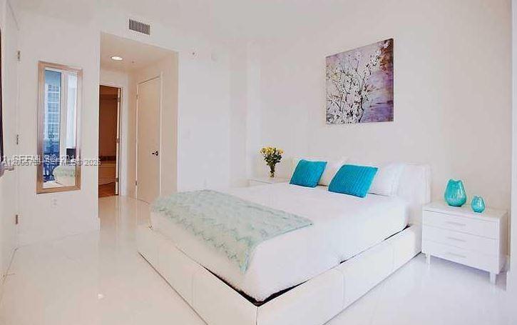 18201 Collins Ave #2003, Sunny Isles Beach FL 33160
